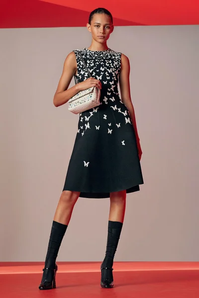 Look 19